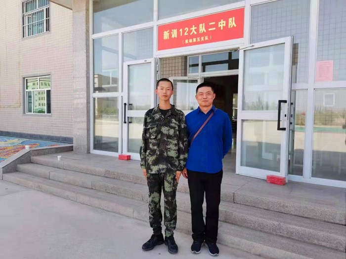 1b6a34e81d33内容14911738484c7d318e5_副本.jpg
